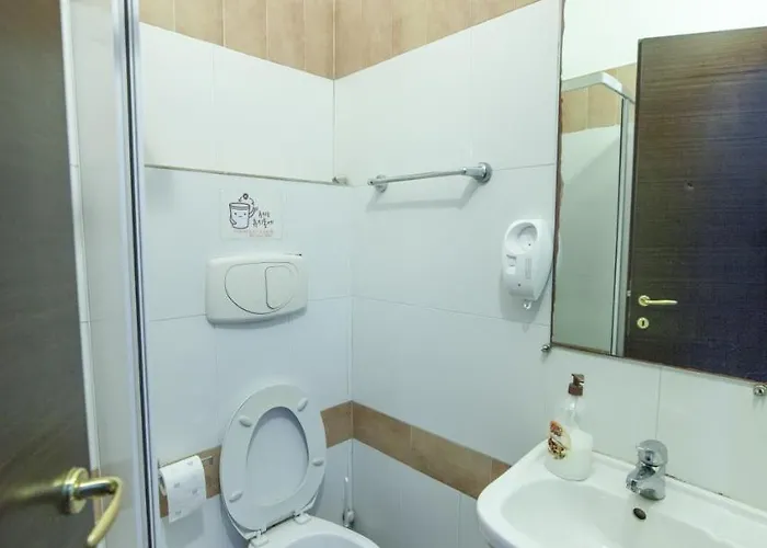 Lemei House 3*